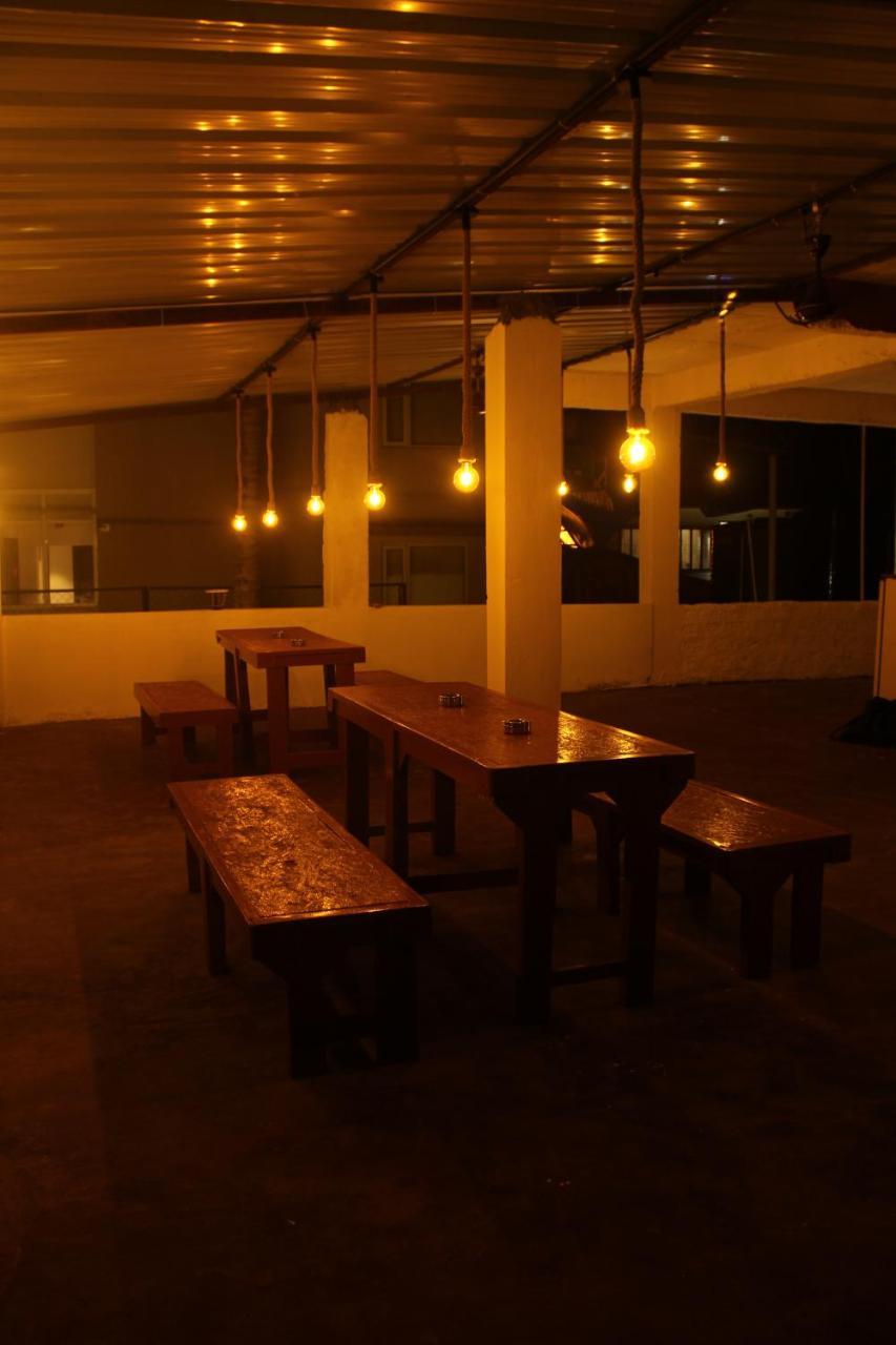 Aerostel - Backpacker'S Hostel In Goa Calangute Exterior foto